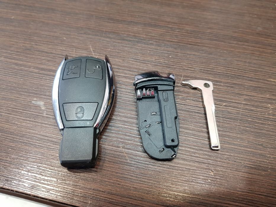 Кутийка за ключ на мерцедес