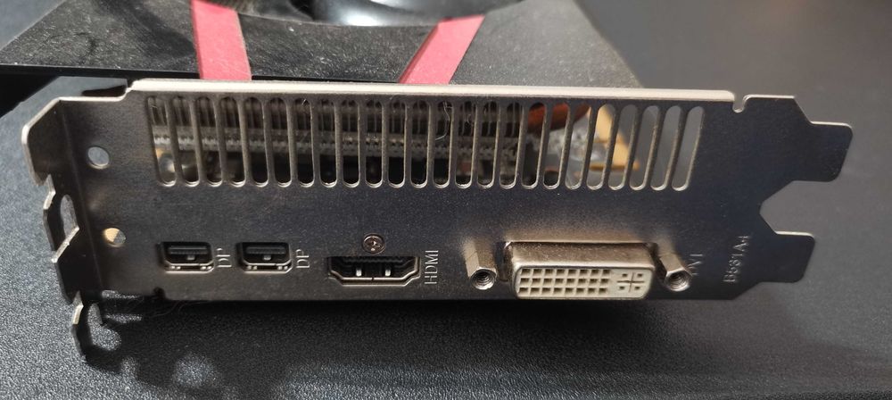 GPU Radeon HD 7970 за части