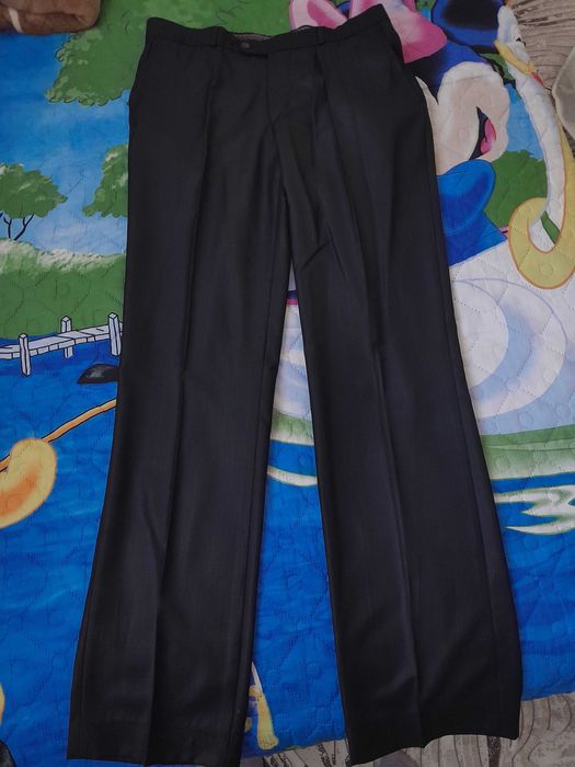 Мъжки костюм официален