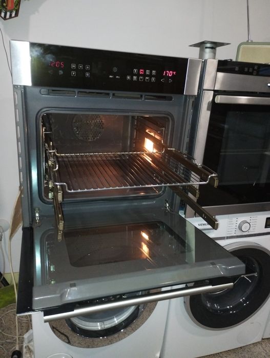 Фурна Siemens Black edition