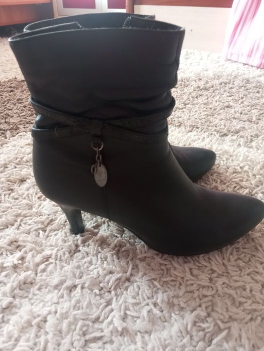 Продам полусапожки