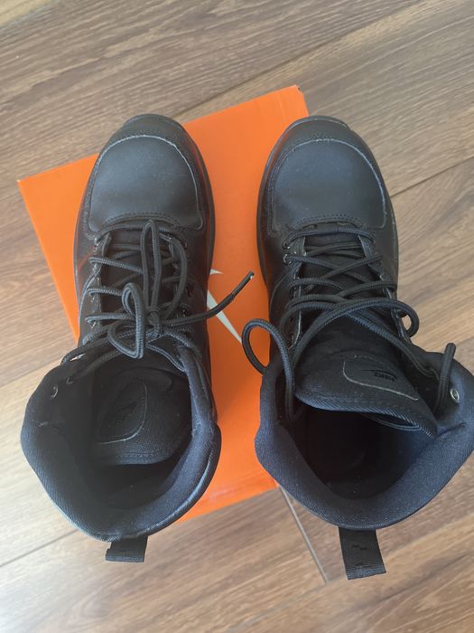 Боти Nike 37,5 номер