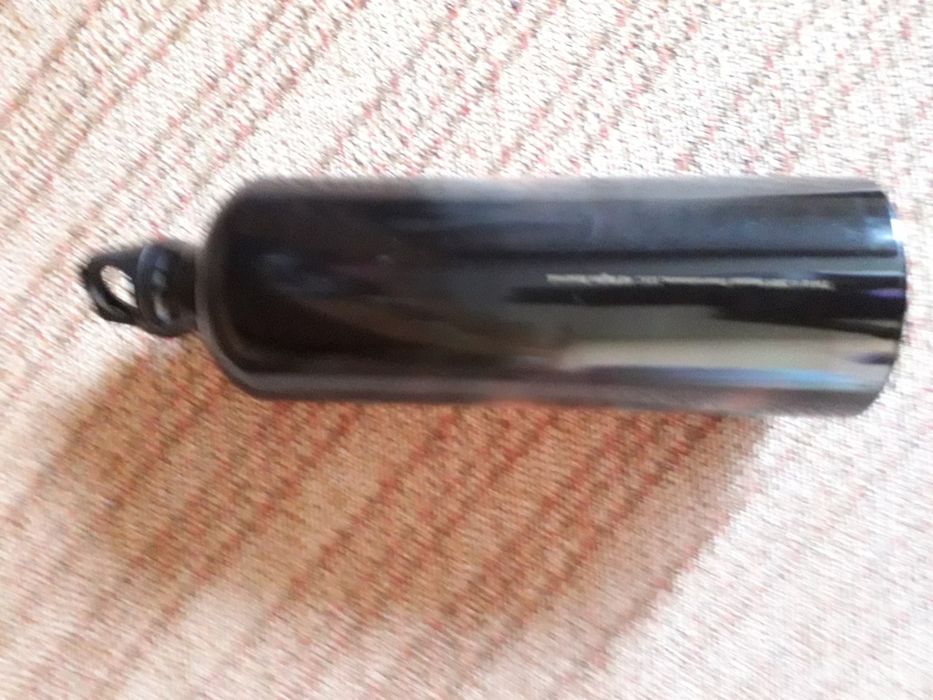 Алуминиева бутилка