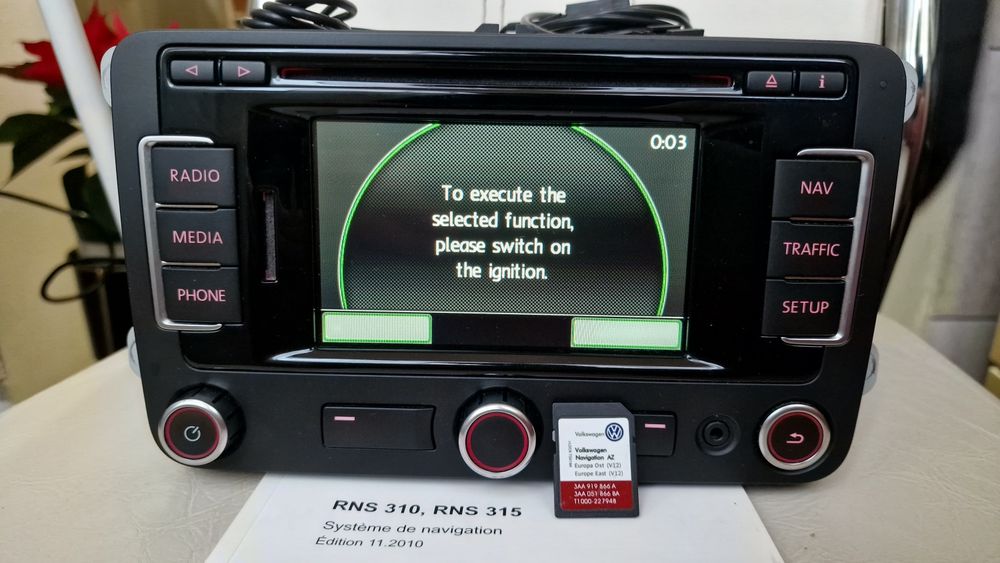 VW RNS 315 ( BT incorporat )+ Card Harti + Cod Pin +  Microfon + GPS