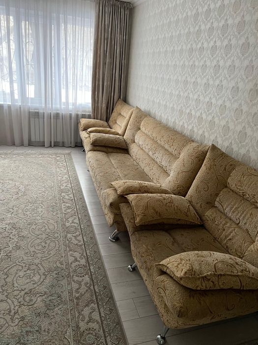 Диван с креслами