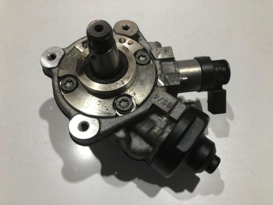 Pompa injectie 03L130755 Volkswagen VW Golf 6 [2008 - 2015]