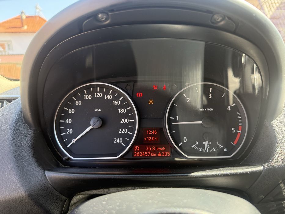 Vand bmw seria 1 163 cp