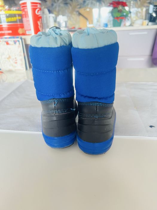 Детски зимни ботуши и апрески