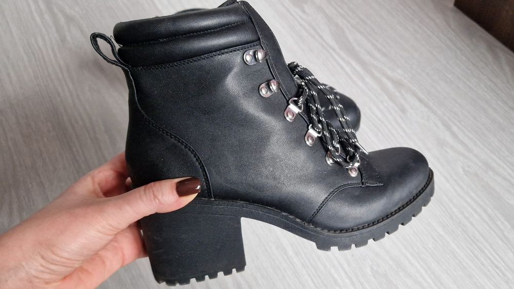 Дамски  боти  H&M