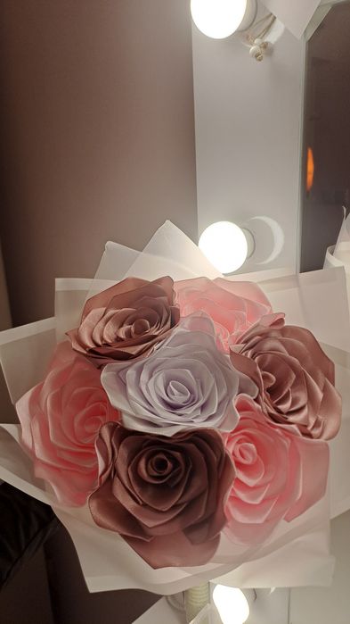 Букет от изкуствени рози