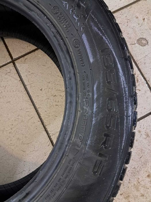 Продам Шины зимние