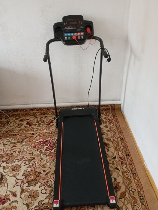 Беговая дорожка Genau