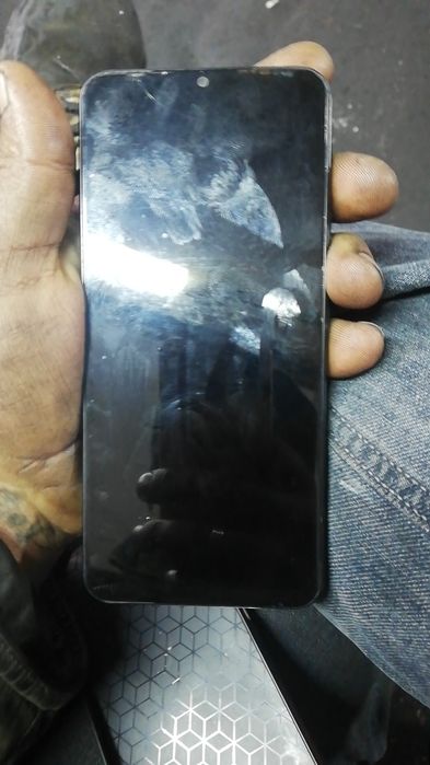 Виво Y03  64 гига