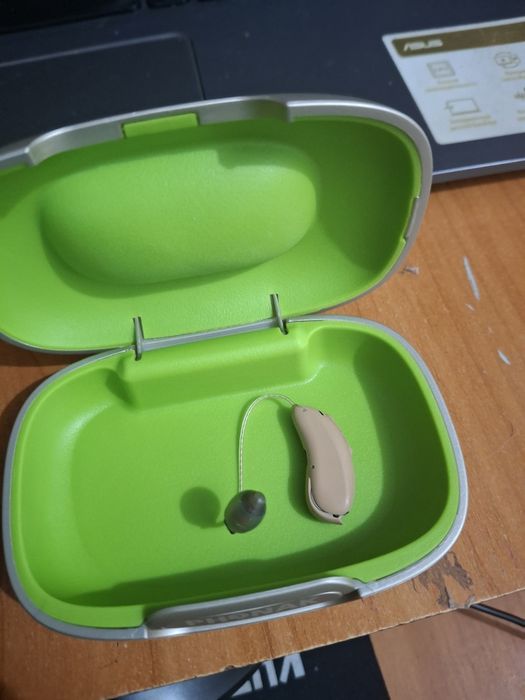 Продам слуховой аппарат