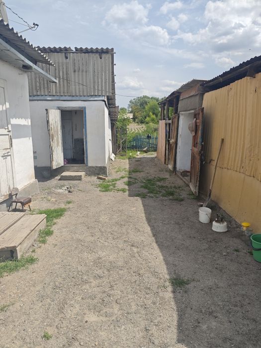 Продается дом с большим огородом