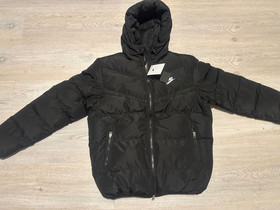 Мъжко яке Nike STORM-FIR