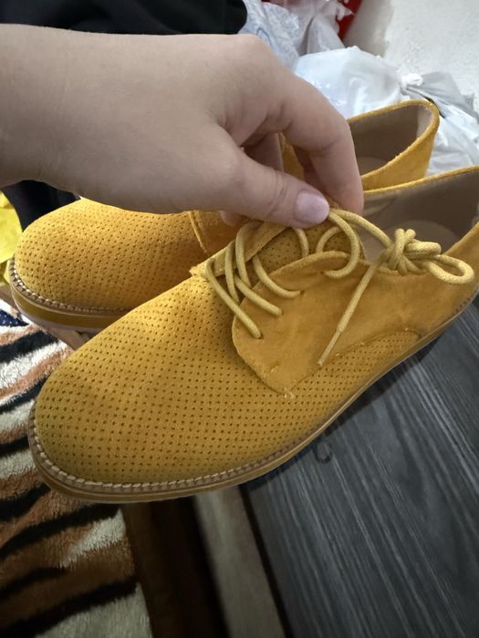 Новая обувь Pink Island