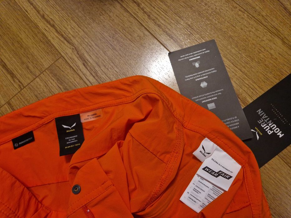 Pantaloni scurti SALEWA, masura 50, tura, munte drumetie,mammut,ortovox
