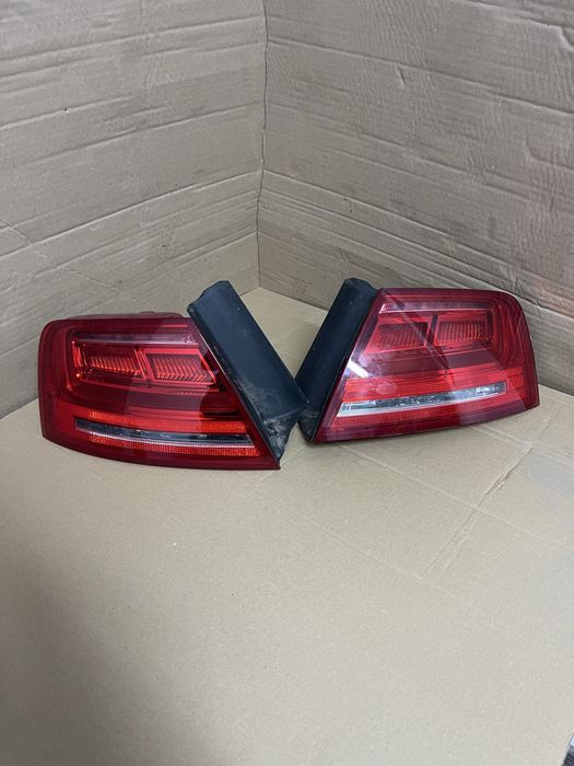 Stop tripla stanga spate Audi A8 4H D4 LED 4H0945095 / 4H0945096
