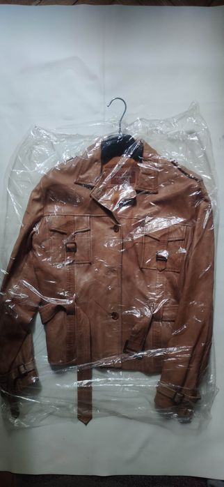 Geaca piele Montgomery stare excelenta mar. L XL