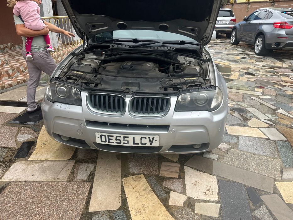 Dezmembrez bmw x3