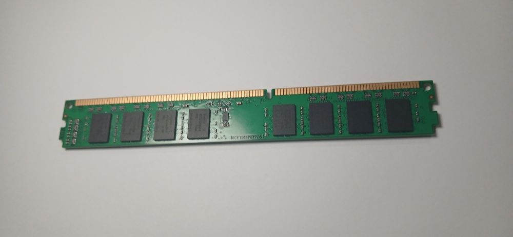 DDR4 8GB RAM xotira  Juda tez ishlaydi Yangi