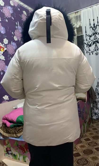 Продам новую куртку