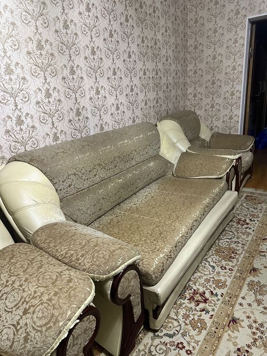 Продаю диван и кресла