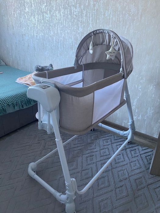 Продам манеж и шезлонг