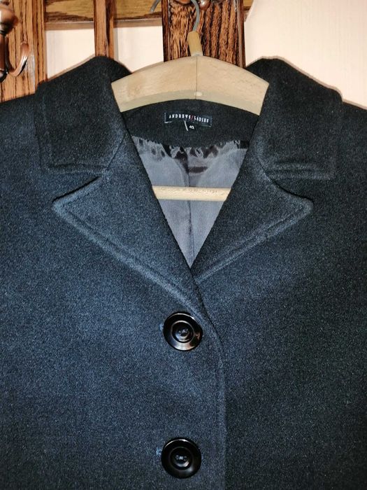 Класическо вталено дамско палто