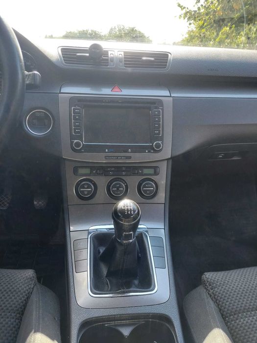 Volkswagen Passat SW 4x4 tractiune integrala