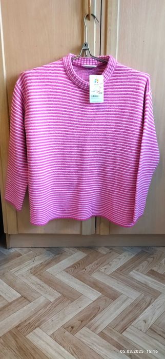 Новый свитер, размер XL (48-50). Российский 54-56