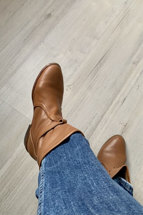 Ботинки казачки zara