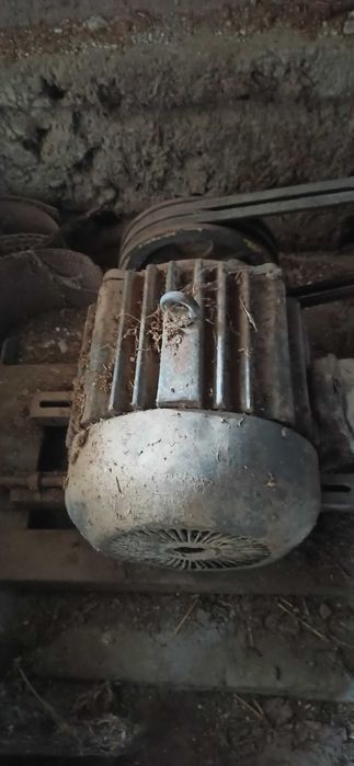 фуражомелка/ярмомелка