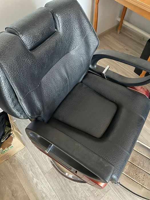 Кресло парикмахерское