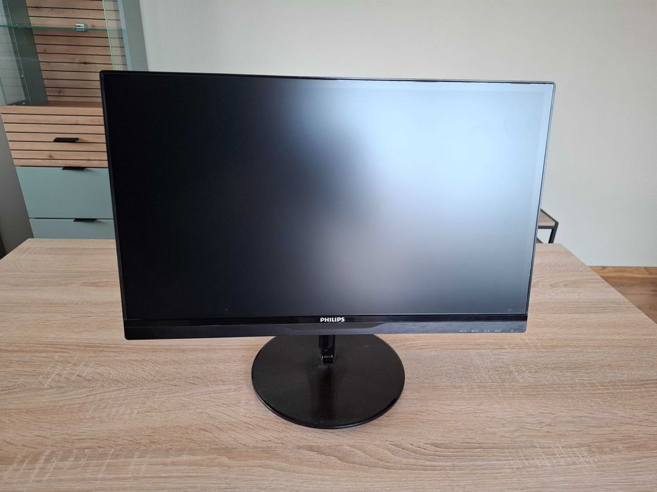 Монитор Philips LCD 224E5QSB