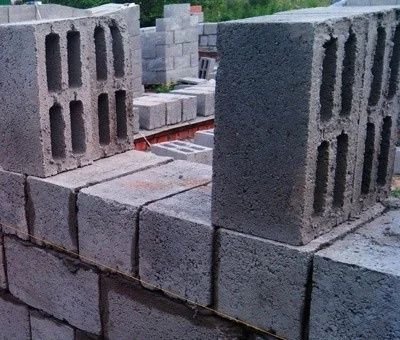 Пескаблок стенный заборный