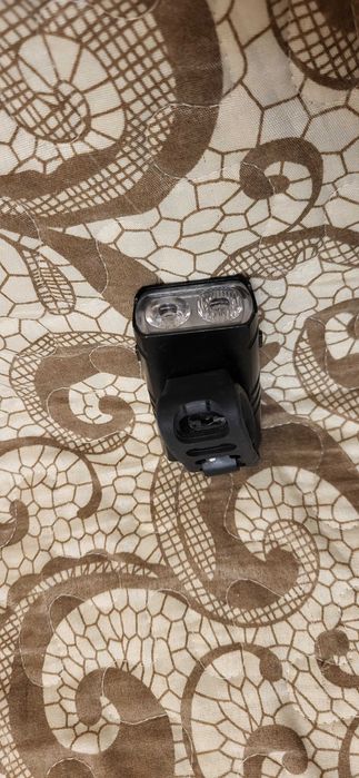 Far Bicicleta LED Trotineta 1000 lumeni, 6 Functii Lumina ca nou usb C