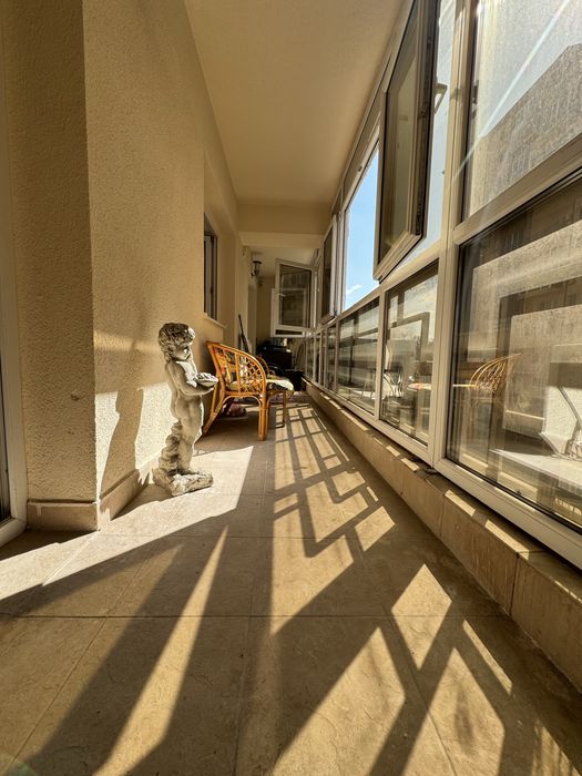 Inchiriez apartament 3 camere modern  VITAN Barzesti