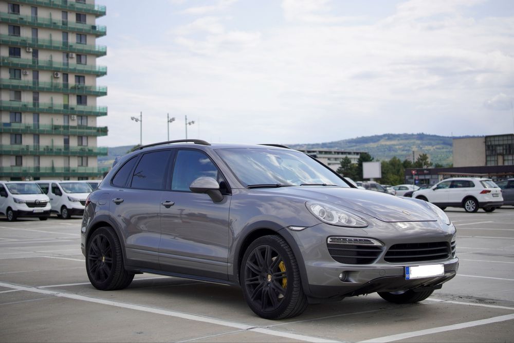 porsche cayenne