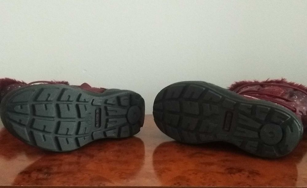 Зимние меховые сапоги для девочки 29 разм.