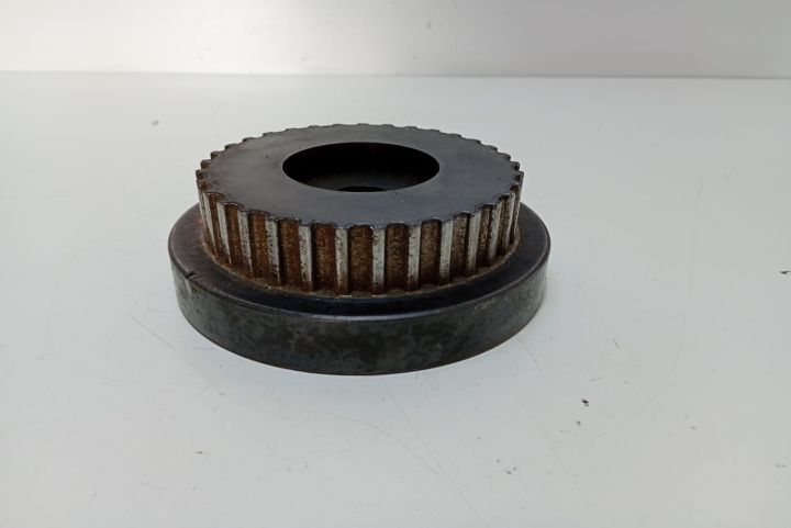 Pinion Audi A6 A4/C4 seria