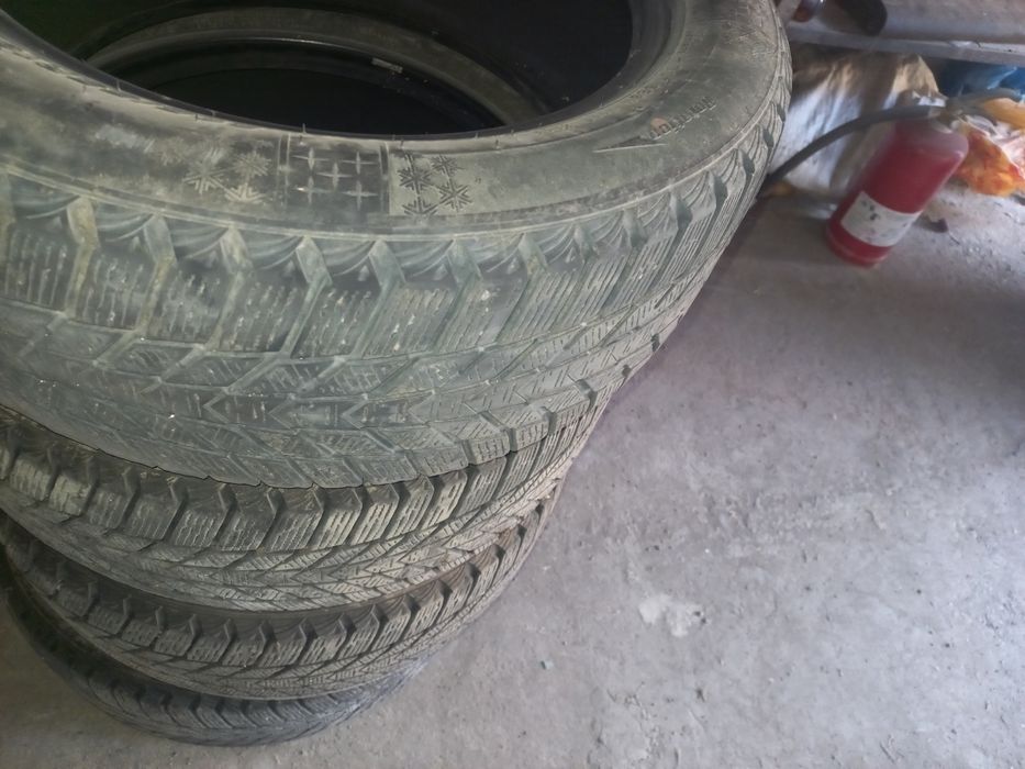 Автошины японские использован только 2 месяца