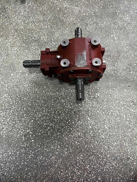 Reductor tocator tractor 3 cai