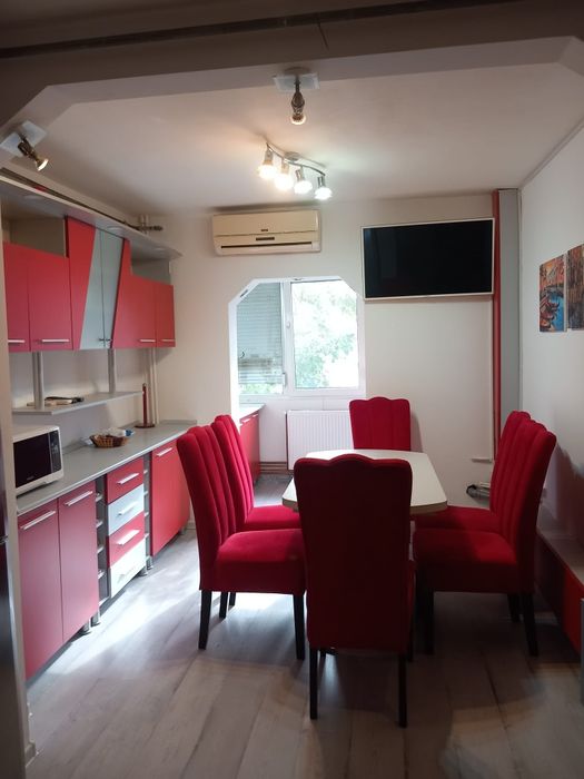 Apartament de închiriat