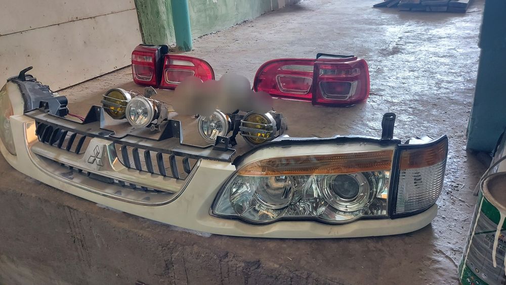 Делика булка фары