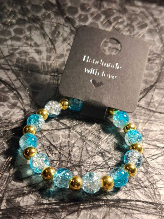 Ръчно изработени гривни