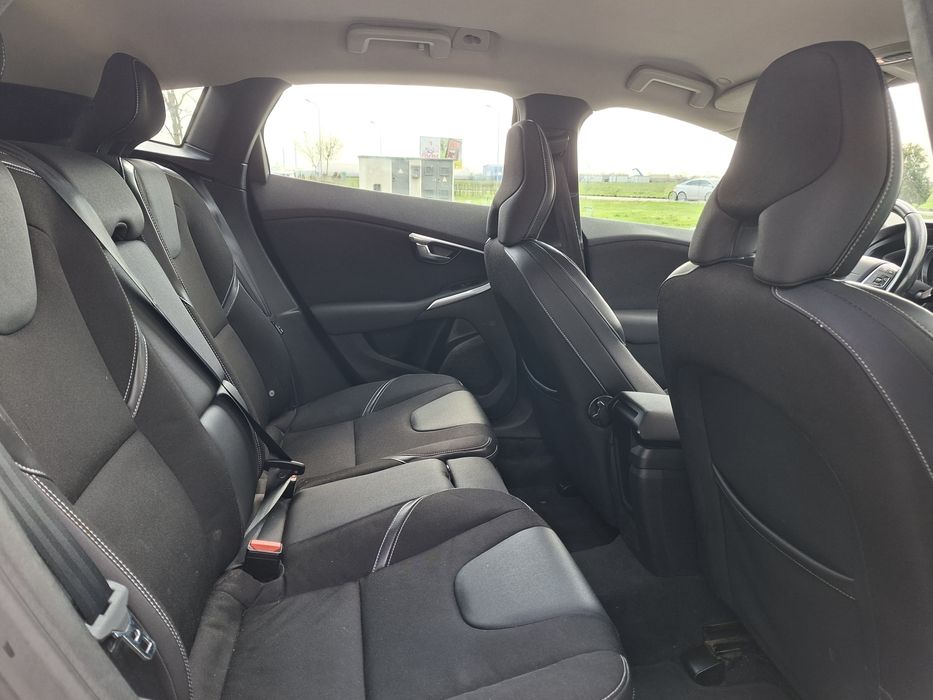 Volvo V40 D3 2.0 150 c.p 5 pistoane, Euro 5, Inmatriculat RO