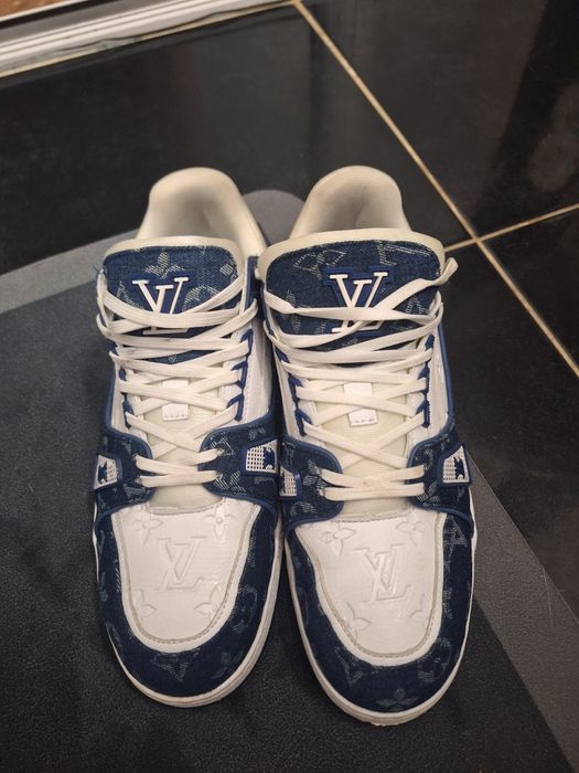 Louis Vuitton albastri