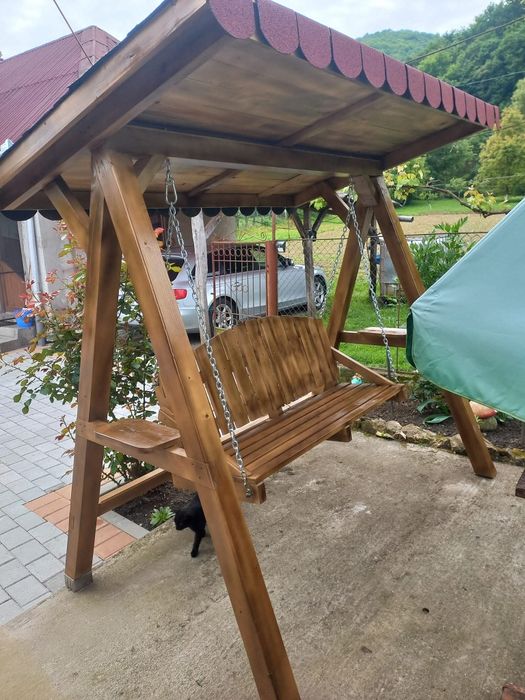 Leagăn de grădină ,mese cu roți de car, mobilier de grădină